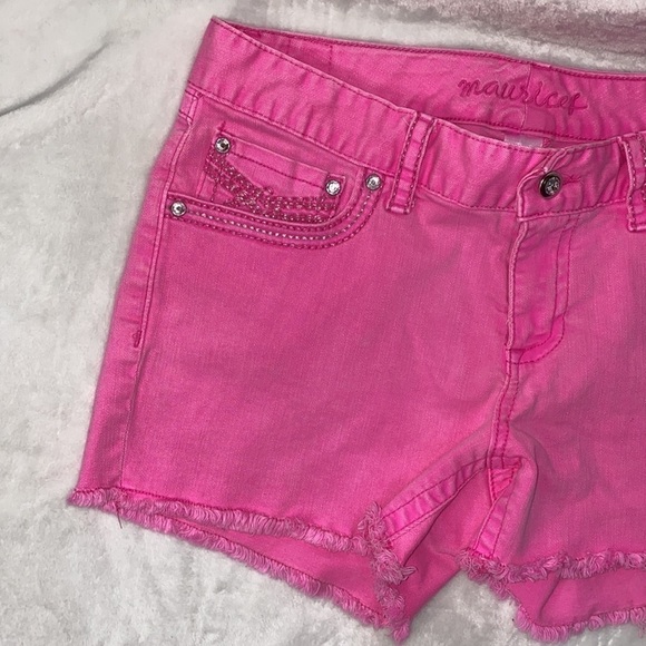 𝅺maurice’s Hot Pink Jean Shorts Size 11/12 Regular - Picture 3 of 15